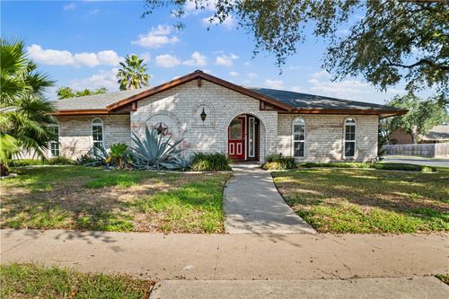 5050 Moultrie Dr, Corpus Christi, TX, 78413-2708 | Card Image