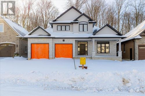 49 Sunview Dr, Norwich, ON, N0J1P0 | Card Image