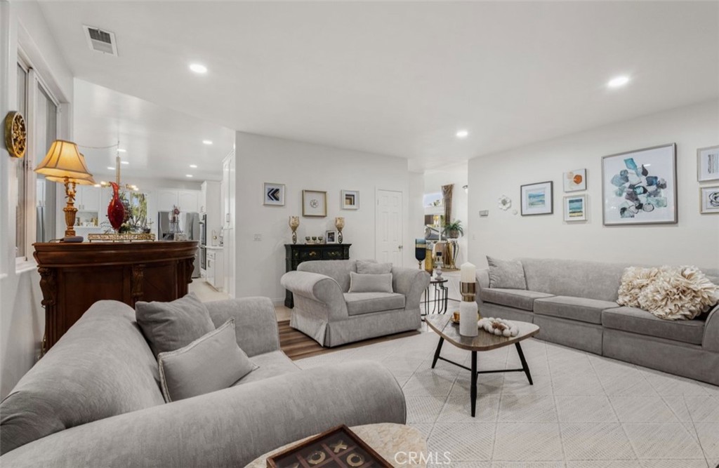 Residential in Long Beach 4
