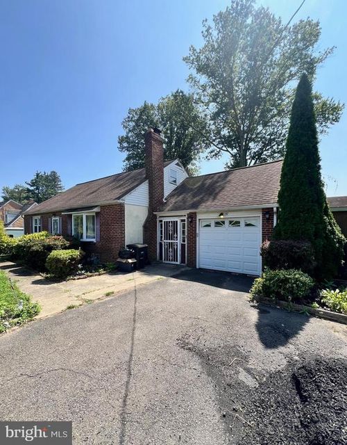 74 County Line Rd, HUNTINGDON VALLEY, PA, 19006-2449 | Card Image