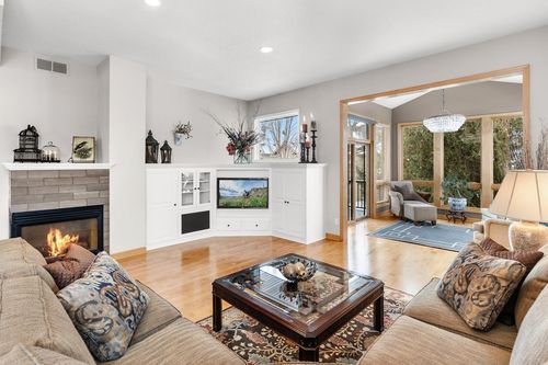 17394 Ada Ct, Eden Prairie, MN, 55347-4289 | Card Image