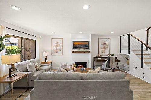 4 Riptide Court, Newport Beach, CA, 92663 | Card Image