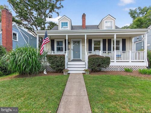 5713 19th St N, ARLINGTON, VA, 22205-3226 | Card Image