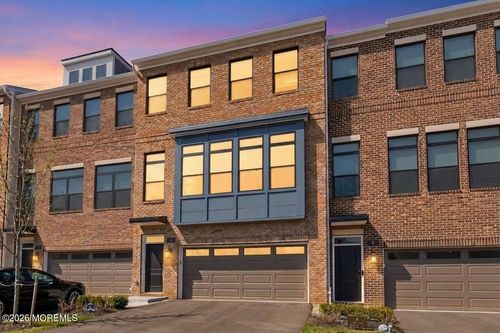 189-6 Linder Ct, Middletown, NJ, 07748-3577 | Card Image