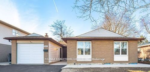 13 Caledon Cres, Brampton, ON, L6W1C6 | Card Image