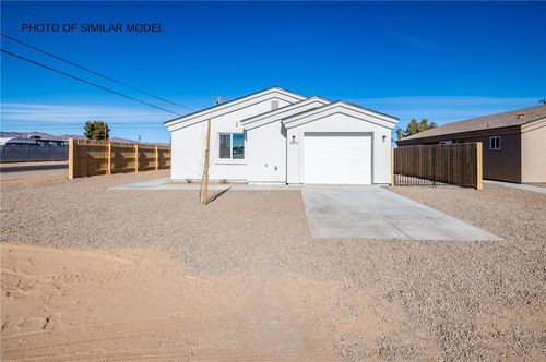 3715 E Northern Ave, Kingman, AZ, 86409-2748 | Card Image