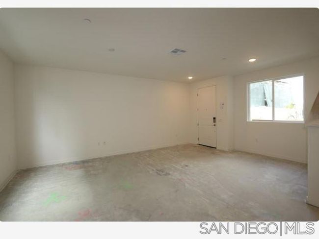 UNIT-61 - 5355 Seacliff Pl, Condo with 3 bedrooms, 2 bathrooms and 2 parking in San Diego CA | Image 6