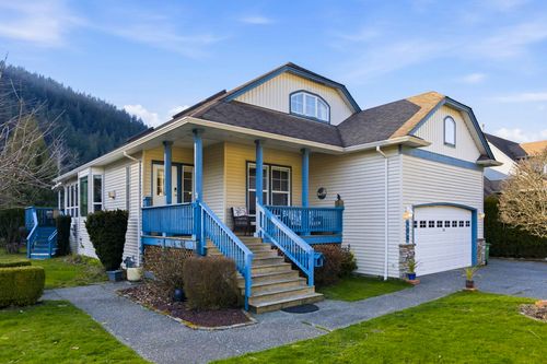 406 Miami River Dr, Harrison Hot Springs, BC, V0M1K0 | Card Image