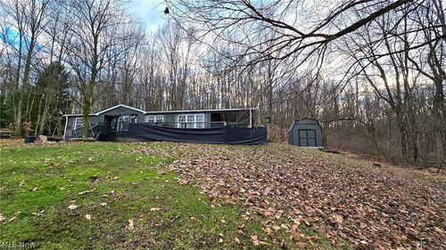 961 Glendale Rd, New Cumberland, WV, 26047-2110 | Card Image