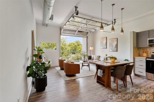 1611 Central Ave, Charlotte, NC, 28205-5153 | Card Image