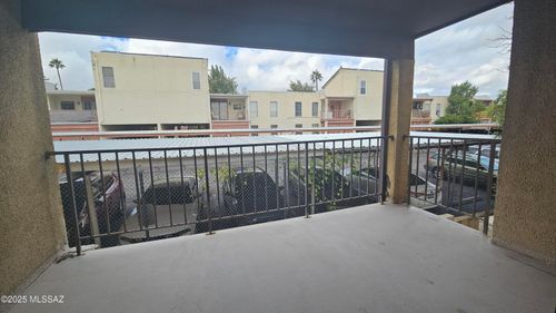 s435-1620 N Wilmot Ridge, Tucson, AZ, 85712 | Card Image