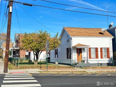 316 Hall Avenue, House other with 2 bedrooms, 3 bathrooms and null parking in Perth Amboy NJ | Image 1