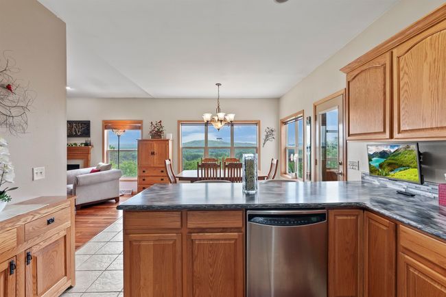 W10975 Lake View Dr, House other with 4 bedrooms, 3 bathrooms and null parking in Lodi WI | Image 13