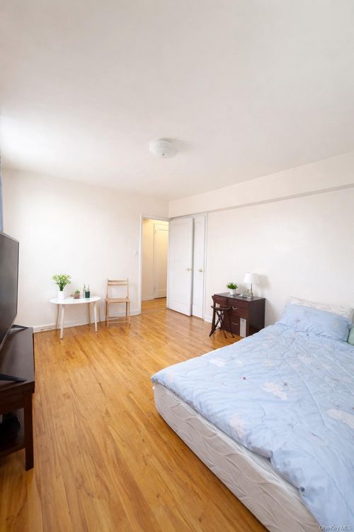 apt-2a-14444 41st Ave, Flushing, NY, 11355-1505 | Card Image