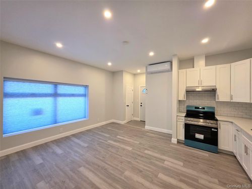 ste-a-143 Jericho Tpke, Mineola, NY, 11501-1705 | Card Image