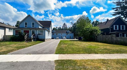 258 Henrietta St, Fort Erie, ON, L2A2K7 | Card Image