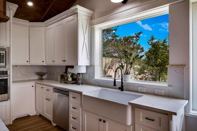 111 Stoney Hills Rd, Home with 4 bedrooms, 3 bathrooms and 2 parking in Center Point TX | Image 24