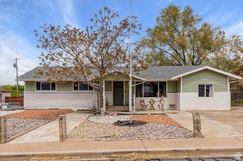 204 1250, Sunset, UT, 84015-3033 | Card Image