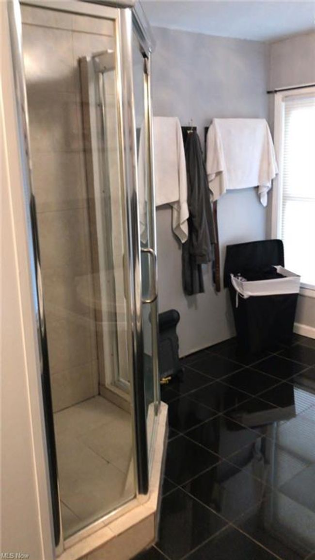 14226 Rainbow Avenue, Inactive in Cleveland Zoocasa