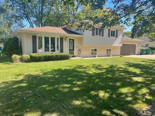 7615 Bigger St, Merrillville, IN, 46410-4346 | Card Image