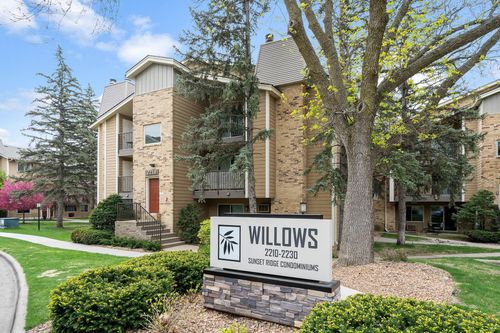 31-2210 Ridge Dr, Saint Louis Park, MN, 55416-5645 | Card Image