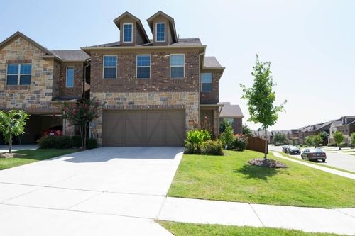 2653 Jackson Dr, Lewisville, TX, 75067-8230 | Card Image