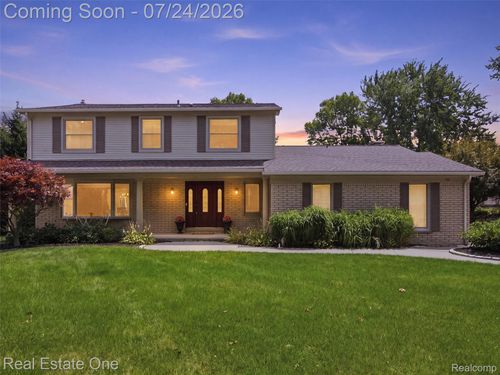 4166 Cherrywood Dr, Troy, MI, 48098-4237 | Card Image