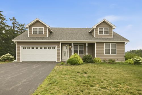 84-25 Violet Way, Loudon, NH, 03307-0844 | Card Image