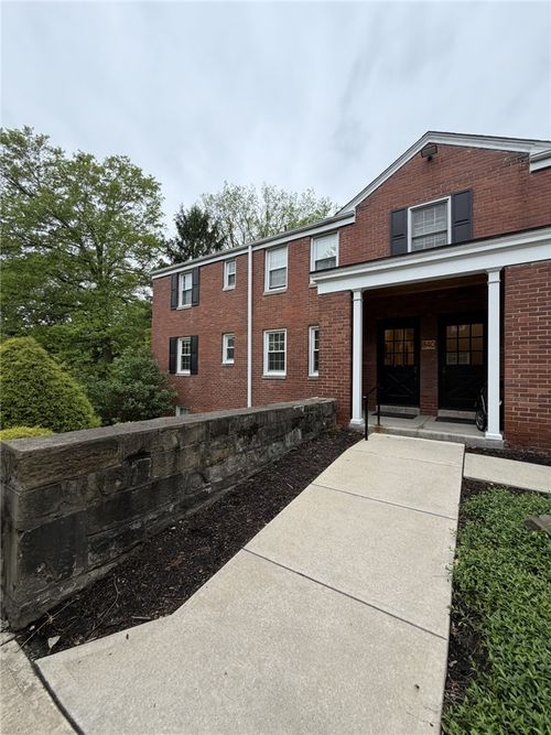 43-840 Thorn St, Sewickley, PA, 15143-1839 | Card Image