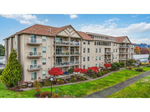 302-1548 River Rd, Longview, WA, 98632-3293 | Card Image