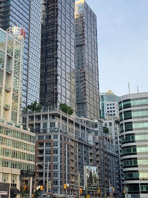 {{alt}} | Card Image