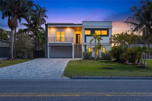 3835 Shore Acres Blvd Ne, St Petersburg, FL, 33703-6055 | Card Image