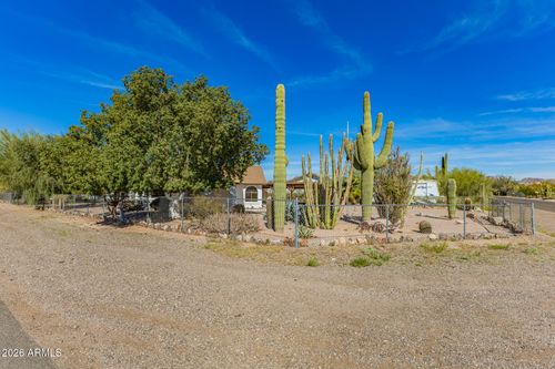 980 W Virginia St, Apache Junction, AZ, 85120-5437 | Card Image