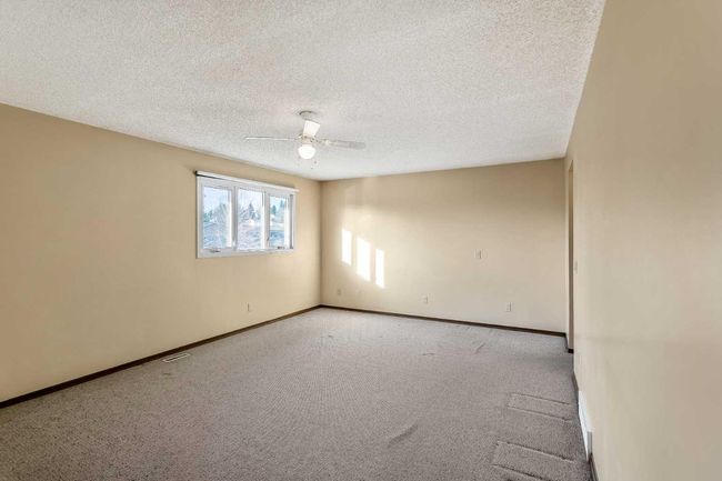 195 Deerbow Circle Se, House other with 3 bedrooms, 3 bathrooms and 2 parking in Calgary AB | Image 17