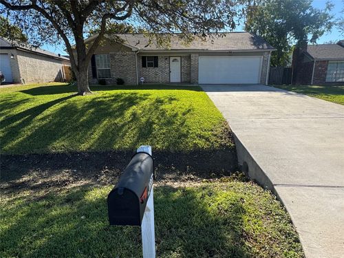 13355 Lake Breeze Ln, Willis, TX, 77318-5328 | Card Image