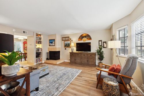 apt-3-1421 El Camino Real, Burlingame, CA, 94010-4785 | Card Image
