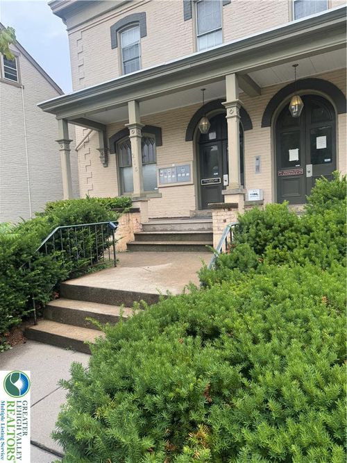 7-215 W Broad St, BETHLEHEM, PA, 18018-5555 | Card Image