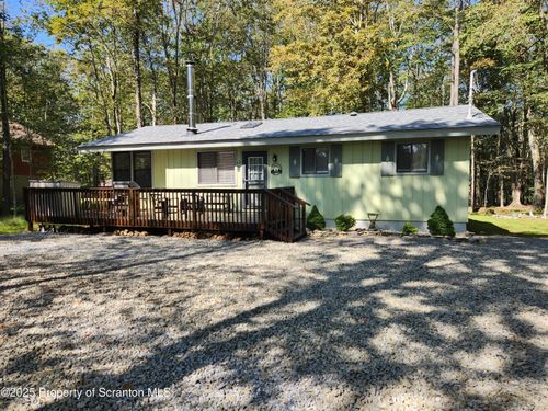 119 Livingston Ln, Gouldsboro, PA, 18424-8989 | Card Image