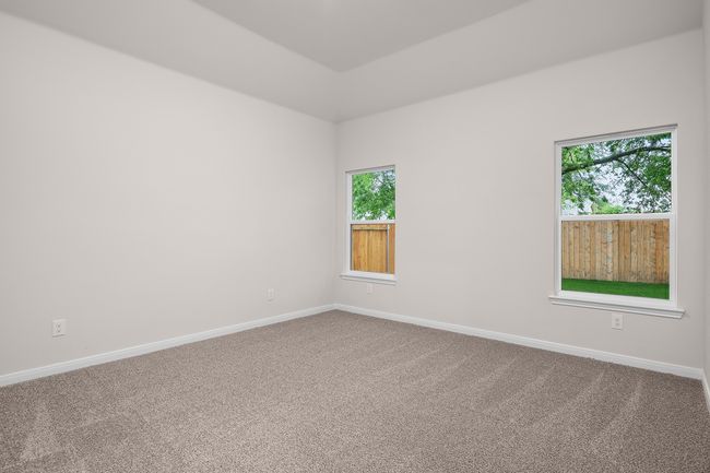 208 Southgate Dr, House other with 4 bedrooms, 2 bathrooms and null parking in Terrell TX | Image 4