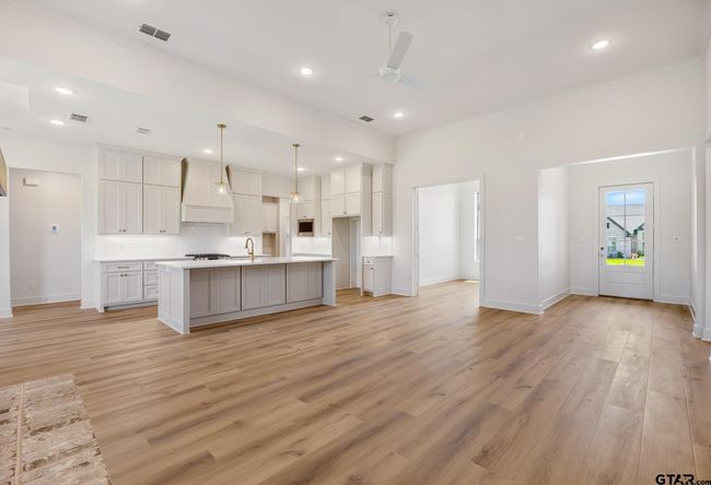 11428 Zoe Cir, House other with 4 bedrooms, 3 bathrooms and null parking in Flint TX | Image 7