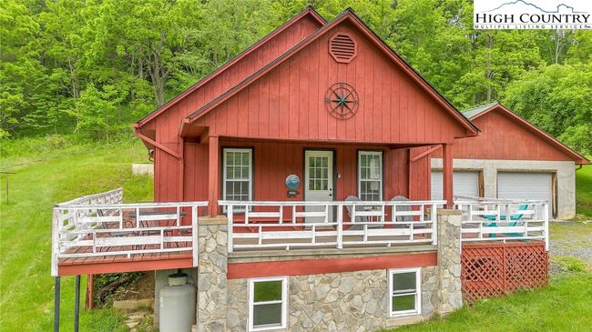 5691 Nc 194 N Highway, House other with 2 bedrooms, 1 bathrooms and null parking in Warrensville NC | Image 11
