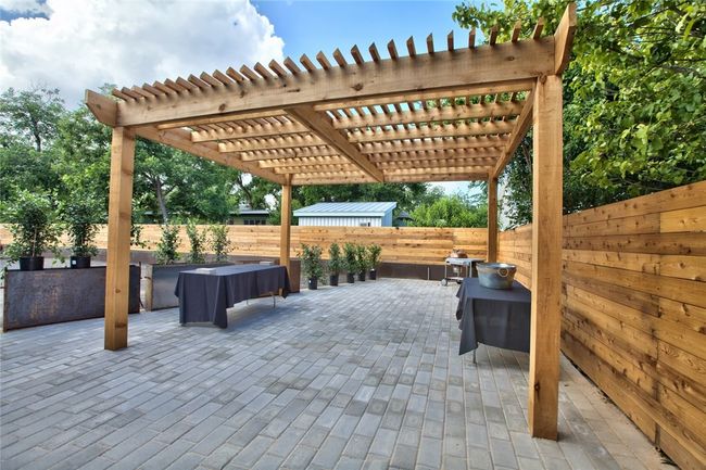 APT-117 - 924 E 51 St St, Townhouse with 1 bedrooms, 1 bathrooms and 1 parking in Austin TX | Image 21