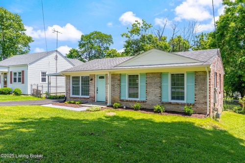 10518 Fairview Ave, Jeffersontown, KY, 40299-3723 | Card Image