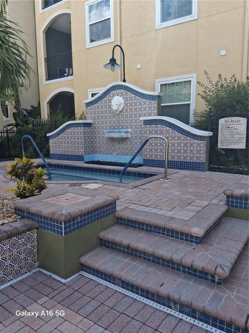 apt-5220-1810 E Palm Ave, TAMPA, FL, 33605-3945 | Card Image