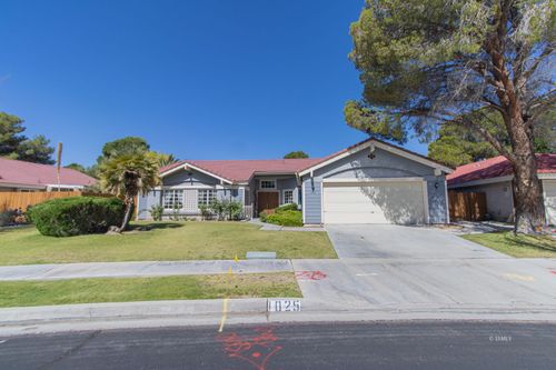 1025 N Heritage Dr, Ridgecrest, CA, 93555 | Card Image