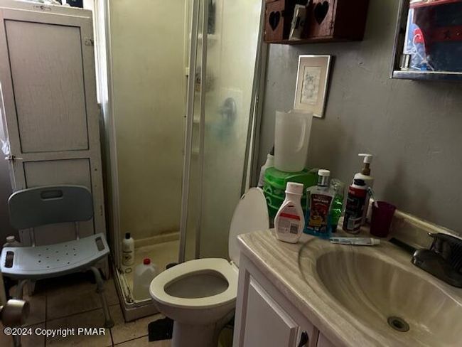 Bathroom | Image 4