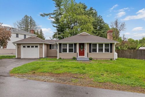 43 West St. Terrace, Lunenburg, MA, 01462 | Card Image