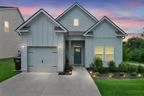 7593 Snow Line Ln, Ooltewah, TN, 37363-2560 | Card Image