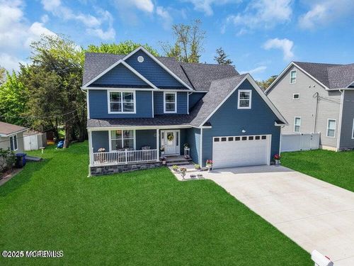 136 Lilac Dr, Brick, NJ, 08724-1316 | Card Image