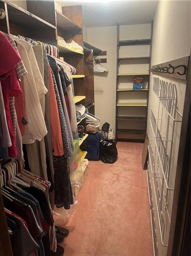 Master Closet | Image 34